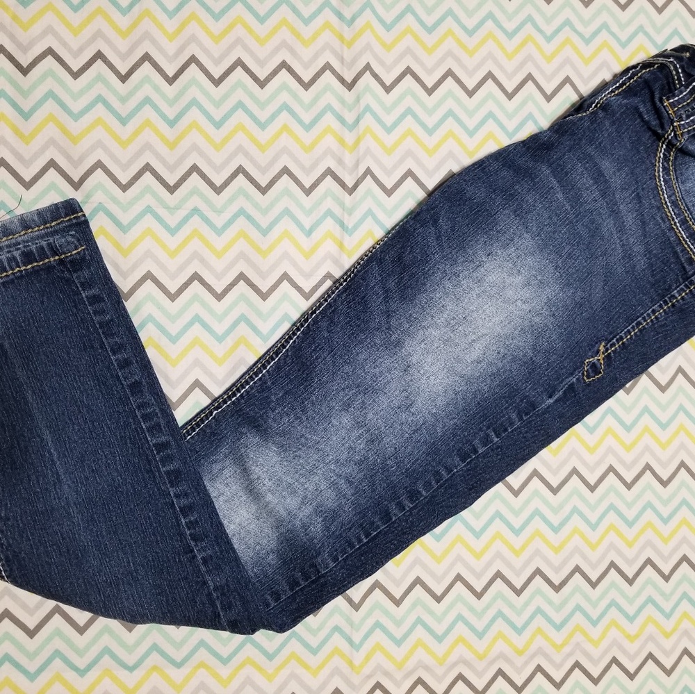 Ankle pants